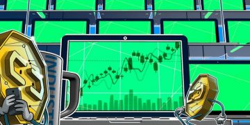 Bitcoin Hovers Near $7K, as Wider Market Tips Back Into the Green