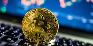 Above $7K: Bitcoin Price Pushes Higher In Break Past Resistance