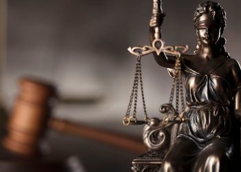 Wallet Provider Blockchain Sues Crypto Startup Days Before ICO