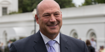 Former Trump Advisor Gary Cohn Joins Blockchain Startup
