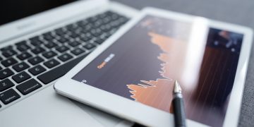 Bitcoin Futures Firm 1Broker Moves to Renew Trader Access After US Charges