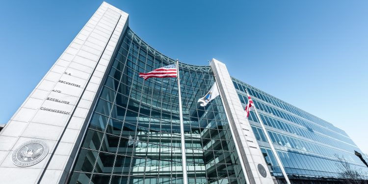 Bitcoin ETF Seekers Met With SEC Monday In Latest Pitch for Approval