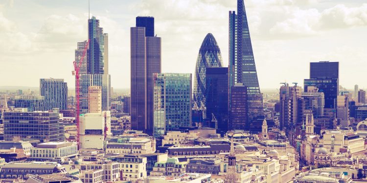 DeVere Group Targets Arbitrage With New Crypto Fund