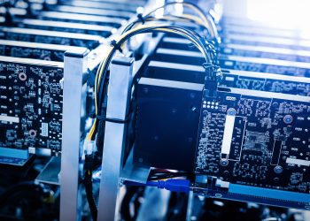 Miner Maker Ebang Reports ‘Significant’ Profit Drop in New IPO Filing