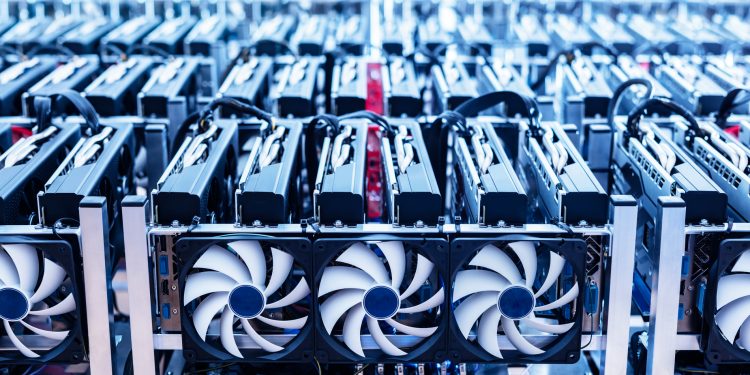 GMO Quits Selling Mining Machines After Crypto Market Downturn