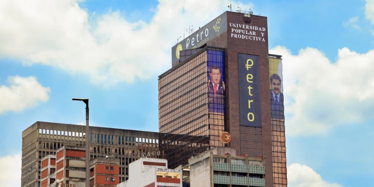 Report: Venezuela Is Forcibly Converting Pension Balances to the Petro