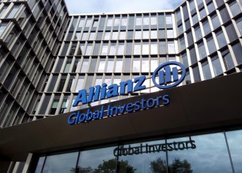 Allianz Global Investors Chief Calls for Cryptocurrency Ban
