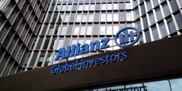 Allianz Global Investors Chief Calls for Cryptocurrency Ban