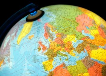 Oceans Apart: Crypto Regulation in the US and EU