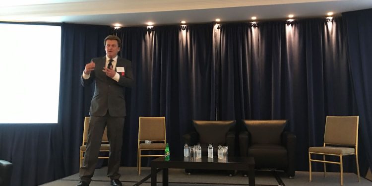 Overstock CEO Electrifies at Investment Bank Oppenheimer’s Blockchain Event