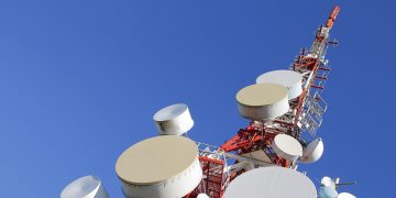 Bitcoin Coders Send International Lightning Payment Over Ham Radio