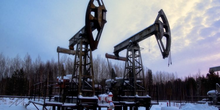 Russia May Soon Issue Crypto Regulations, Poised To Issue Oil-Backed Coin