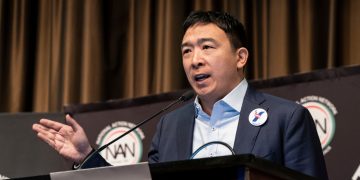Presidential Candidate Andrew Yang Calls for ‘Clear Guidelines’ on Crypto