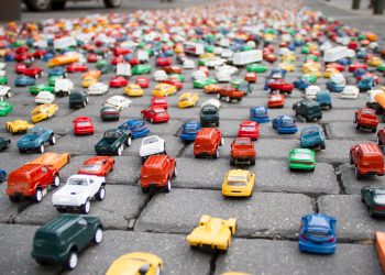 GM, BMW Back Blockchain Data Sharing For Self-Driving Cars