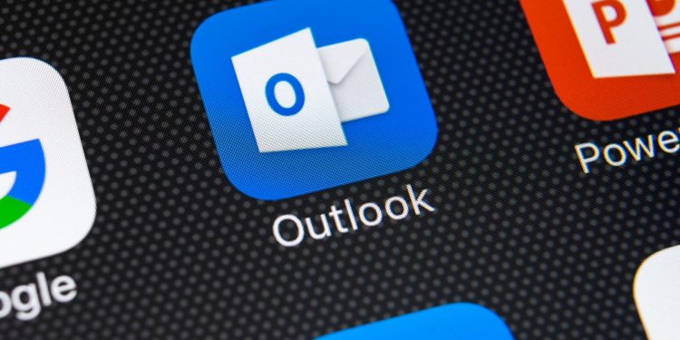 Microsoft Outlook Hackers Stole Crypto Using Victims’ Emails: Report