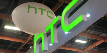 HTC Plans to Launch Another Blockchain Phone This Year, Exec Says