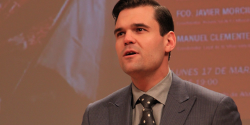SEC Slaps Blockchain Author Alex Tapscott, Firm With Fines Over Securities Violations