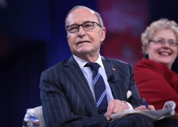 US Lawmakers Urge Trump Advisor Larry Kudlow to Promote Blockchain