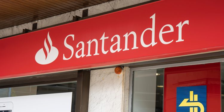 Top Banks Are Building, A Crypto Settlement System, Showing More Mixed Signals On Blockchain Support