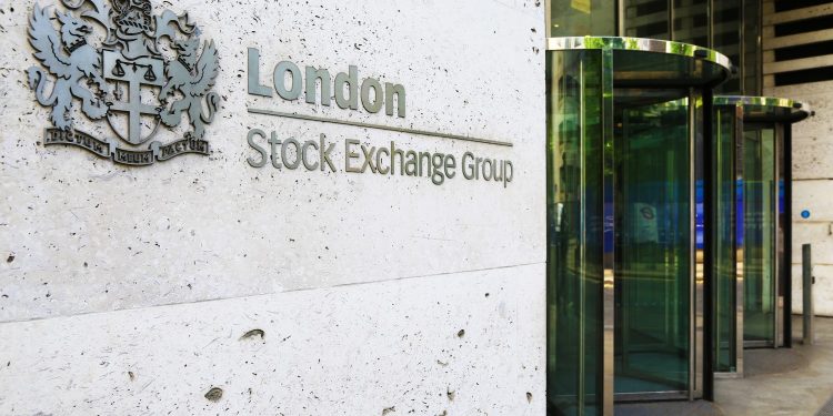 London Stock Exchange Watching for ‘Interesting’ Blockchain Use Cases: CEO