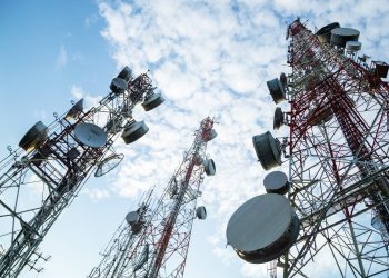 FCC Eyes Blockchain to Better Manage Scarce Wireless Spectrums