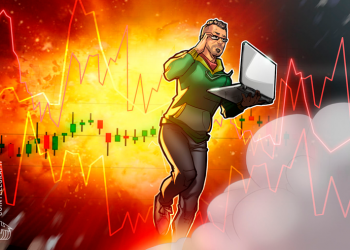 Bitcoin Back to Four Figures as Market Veers to the Red