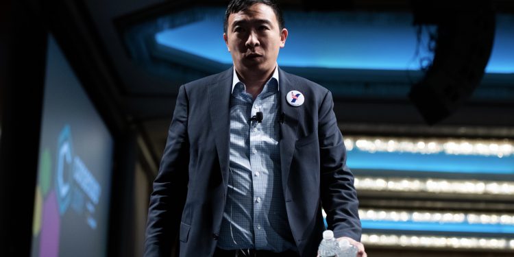 Andrew Yang Super PAC Will Accept Lightning-Powered Bitcoin Donations