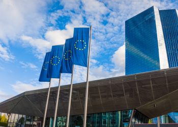 ECB’s Mersch Warns Over ‘Treacherous Promises’ of Facebook Libra