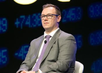 Van Eck, SolidX to Offer Bitcoin ETF to Institutions via SEC Exemption: Report