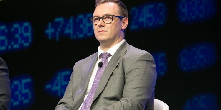 Van Eck, SolidX to Offer Bitcoin ETF to Institutions via SEC Exemption: Report