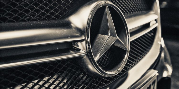 Daimler Carries Out First Transaction on Marco Polo Blockchain Trade Network