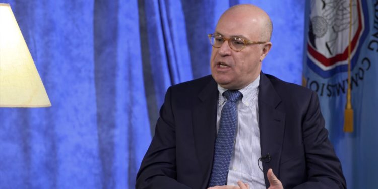 Fearing USD Decline, Ex-CFTC Heads Propose a Blockchain-Based Digital Dollar