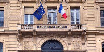French Central Banker: The World Needs to Standardize Crypto Regulations