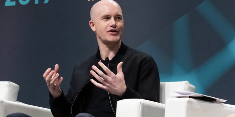 Coinbase-Led Crypto Ratings Council Draws Skepticism From Legal Experts