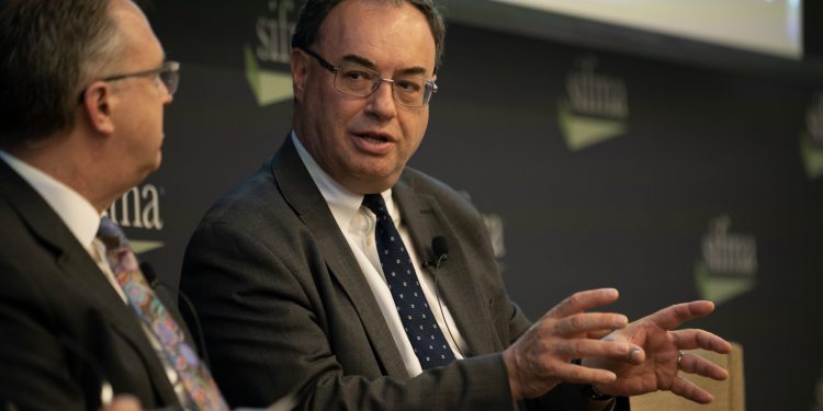 Traditional Financial Exchanges Oppose UK Crypto Derivatives Ban for Retail Investors