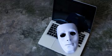 Bitcoin Dissident Sees Dark Warnings in China’s Blockchain Push