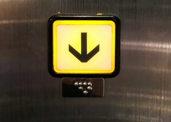 Bitcoin Slips to One-Month Price Lows Below $8,000