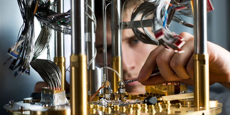 D-Wave and NEC Partner to Create ‘Hybrid’ Quantum Applications