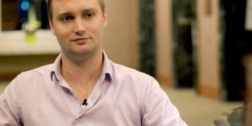 Dragonfly Capital, Paradigm Buy $27.5M Stake in Governing MakerDAO’s Future