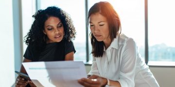 What Do Women Want? More Educational Materials Before Investing in Bitcoin