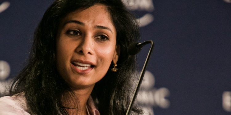 Digital Currencies Won’t Replace US Dollar Any Time Soon: IMF Chief Economist