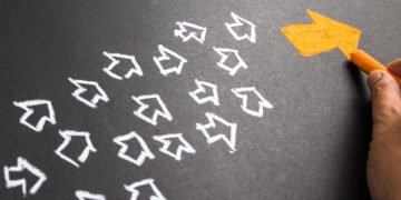 Bitcoin May Follow Gold With Significant Price Breakout