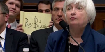 Bitcoin Sign Guy Is Back, Bringing Sound Money to Urbit’s ‘Sound Computer’