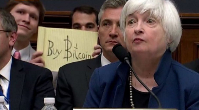 Bitcoin Sign Guy Is Back, Bringing Sound Money to Urbit’s ‘Sound Computer’