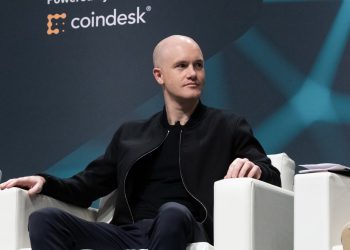 Coinbase Hands Nearly $1M to Cryptsy Victims After Settling Class Action Lawsuit