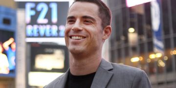 Roger Ver’s Mining Pool Pulls Support for Bitcoin Cash Dev Fund Over Chain Split Threat