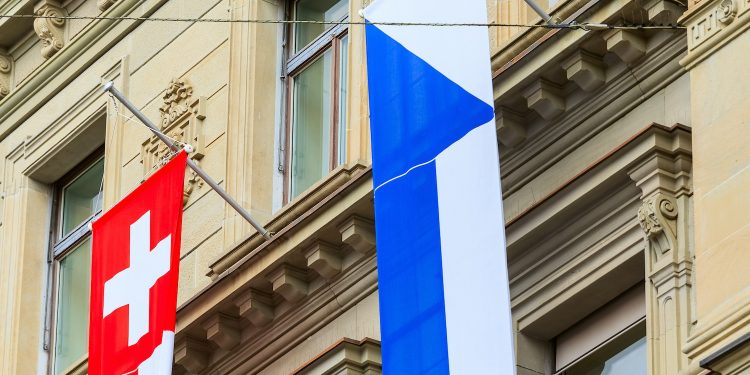Swiss Banks Enter the Age of Bitcoin