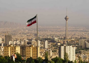 Over 1,000 Bitcoin Miners Granted Licenses in Iran: Report