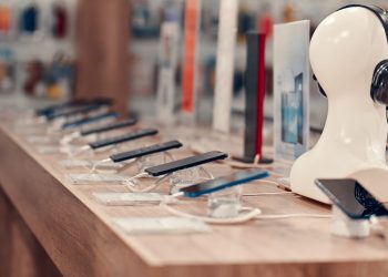 Mobile Phone Retailer Joins China’s Blockchain Land Grab With US Startup Investment