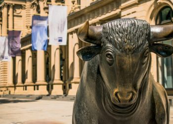Bitcoin Price Indicator Eyes First Bullish Turn Since August